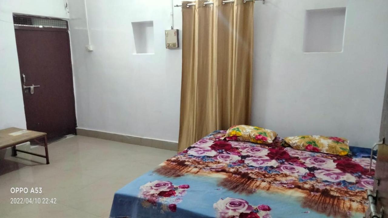 Shri Swami Sheetal Das Aashram Dharmshala Varanasi Exterior foto