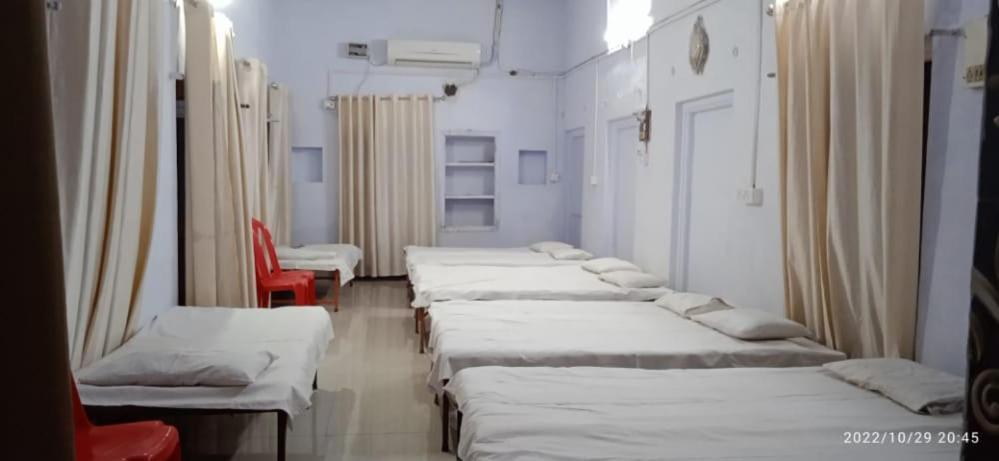 Shri Swami Sheetal Das Aashram Dharmshala Varanasi Exterior foto